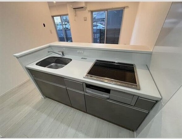 LUANA・AIR・RESIDENCE五橋の物件内観写真